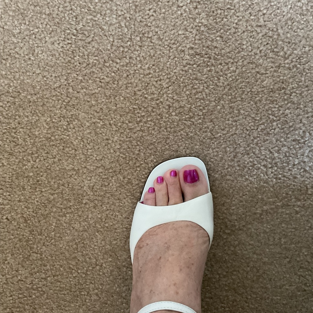 Liz Claiborne White Wedding Sandals Size 9 1/2M